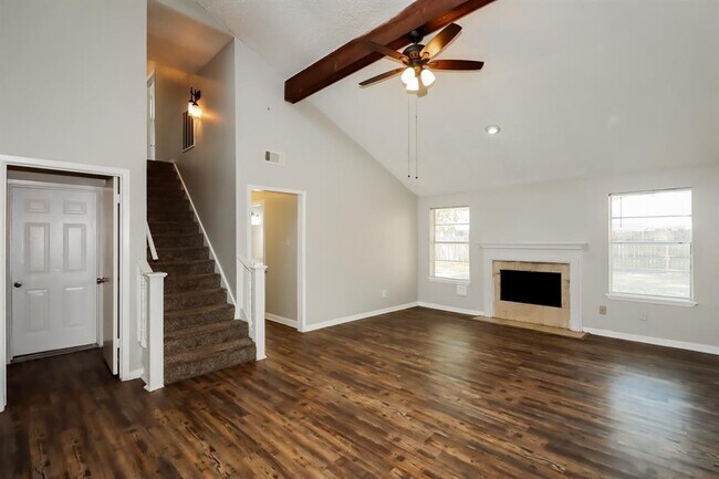 Building Photo - 24023 Spring Mill Ln