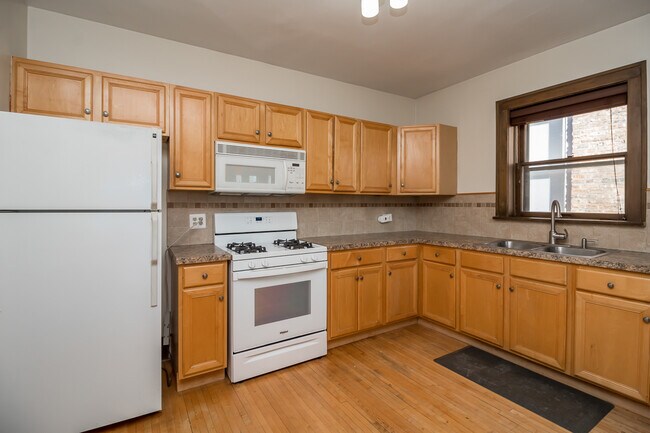 Building Photo - 71 N Williams St