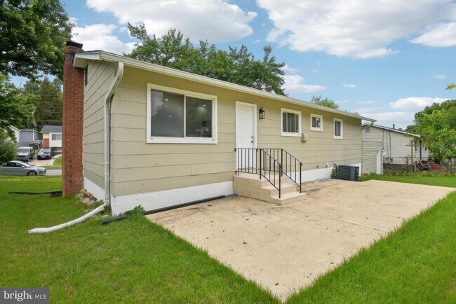 Building Photo - 1814 Ironton Dr
