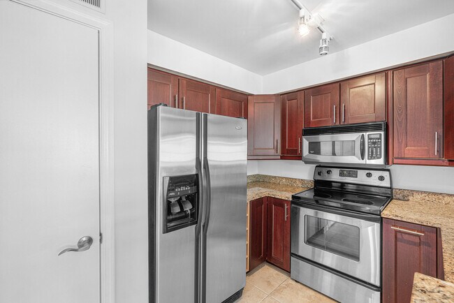Building Photo - 1345 Crystal Way