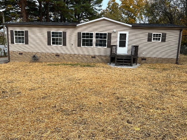 Building Photo - 819 Pitt Ave