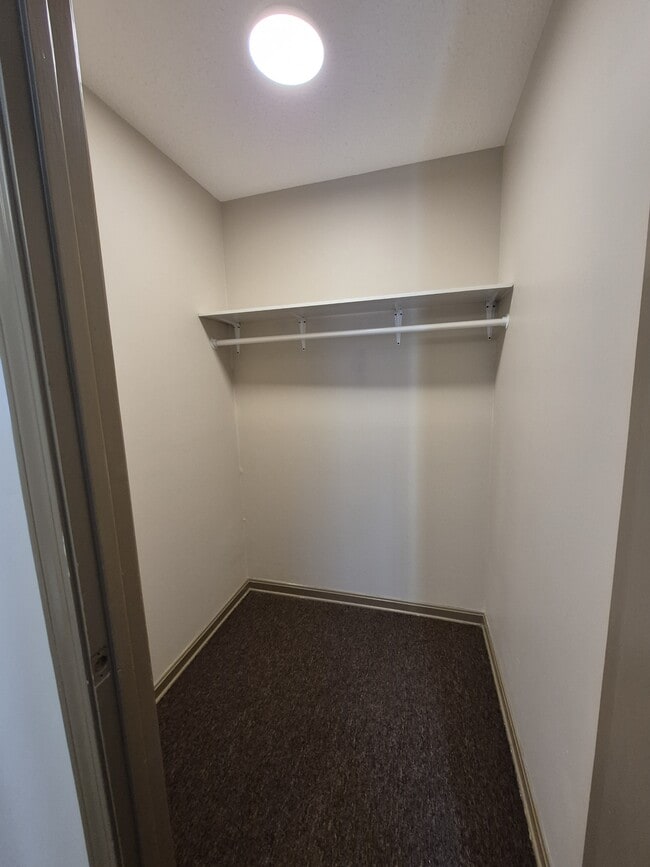 Building Photo - 1616 Gallagher St