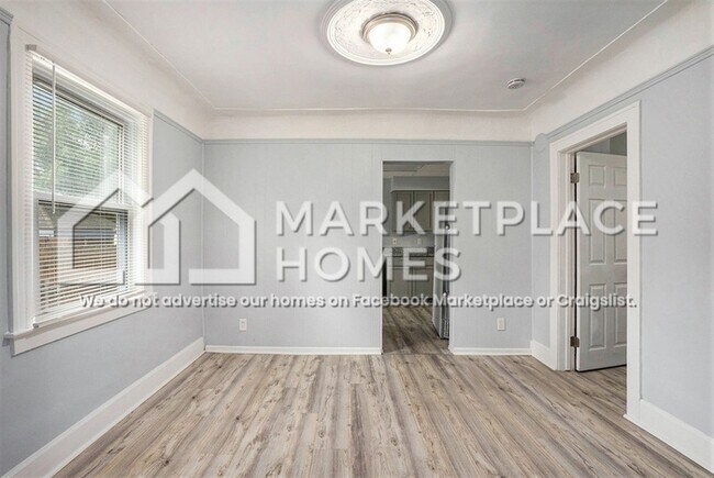Building Photo - 7043 Meadow Ave