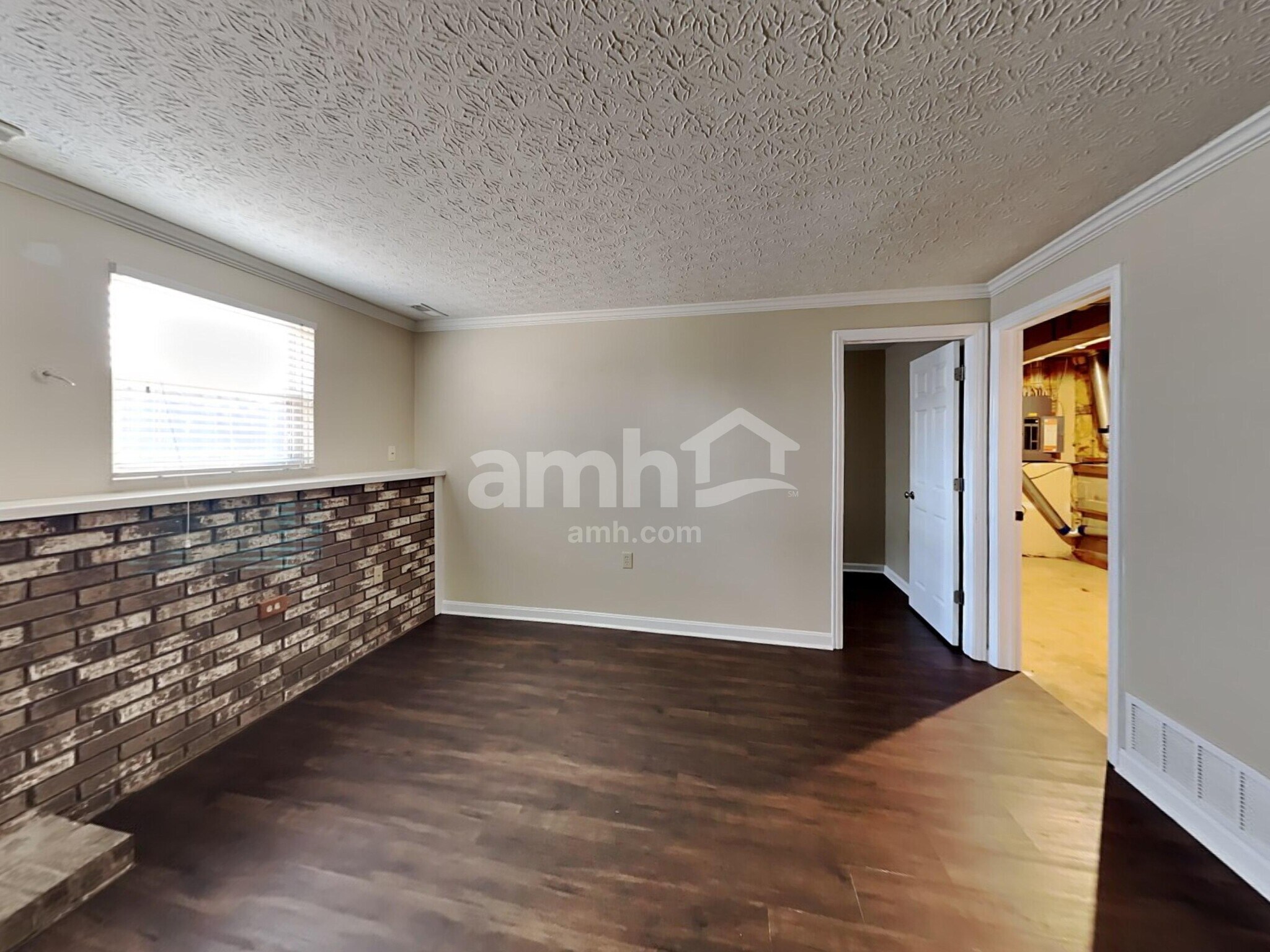 Building Photo - 1293 Cinnamon Dr