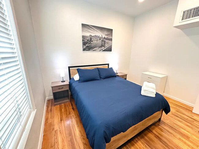 Bedroom - 1944 Arizona Ave