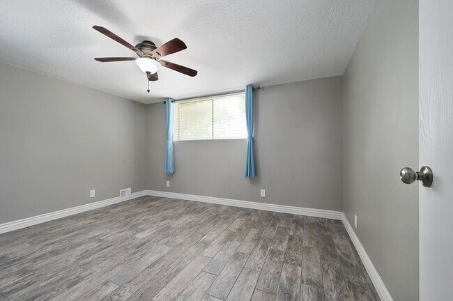 Building Photo - 1408 Binford St