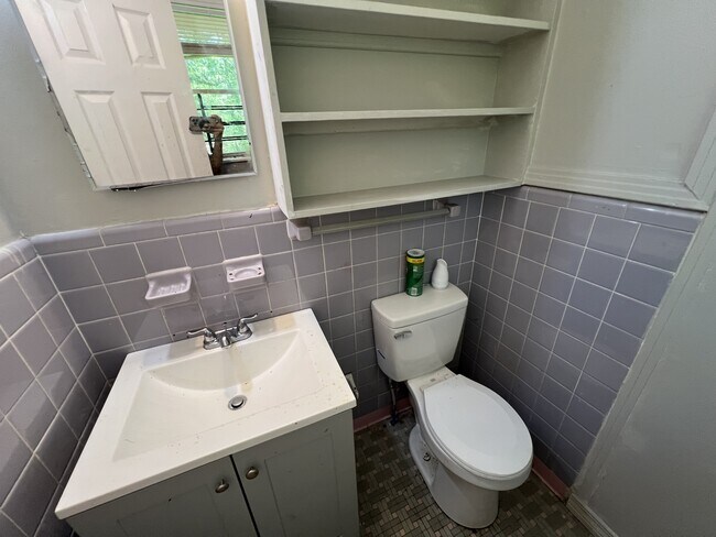 Building Photo - 3152 Bilgray Dr