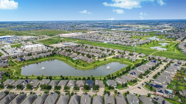 Building Photo - 9155 Monarch Field Ln
