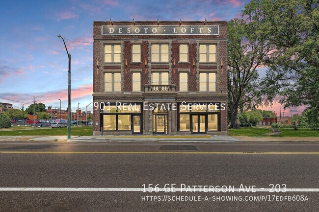 Building Photo - 156 GE Patterson Ave