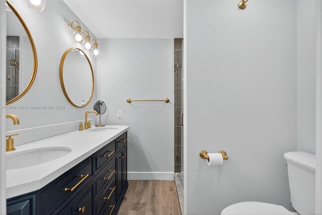 Building Photo - 2701 27th Ct