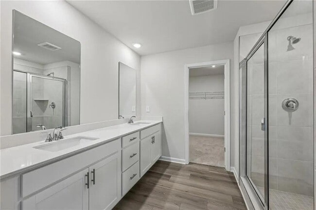 Building Photo - 277 Sequoia Ln