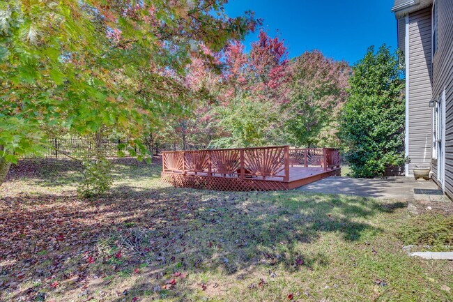 Building Photo - Spacious 4BR Fort Mill Home with Loft, Private Primary Retreat & Fenced Yard