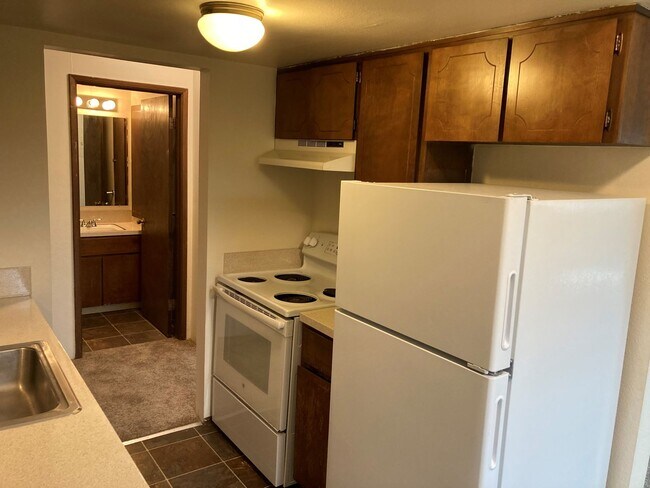 Interior Photo - L&P
