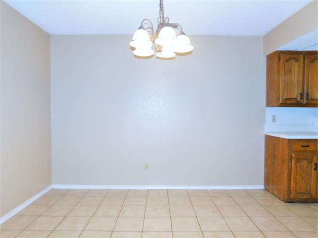 Building Photo - 8835 Camfield Wy