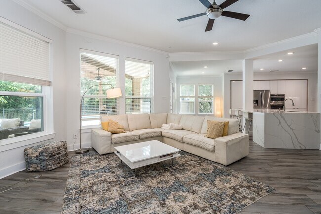 Building Photo - 11 Dahlia Trail Pl