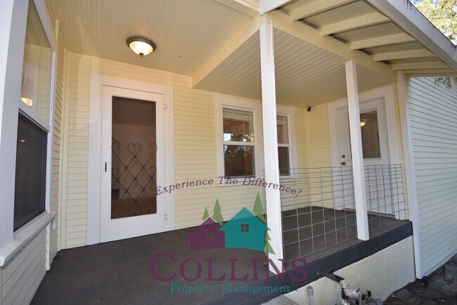 Building Photo - 13233 Ridge Rd