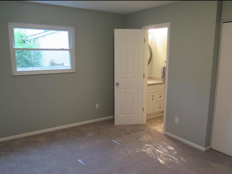 Building Photo - 2957 Charmwood Ct