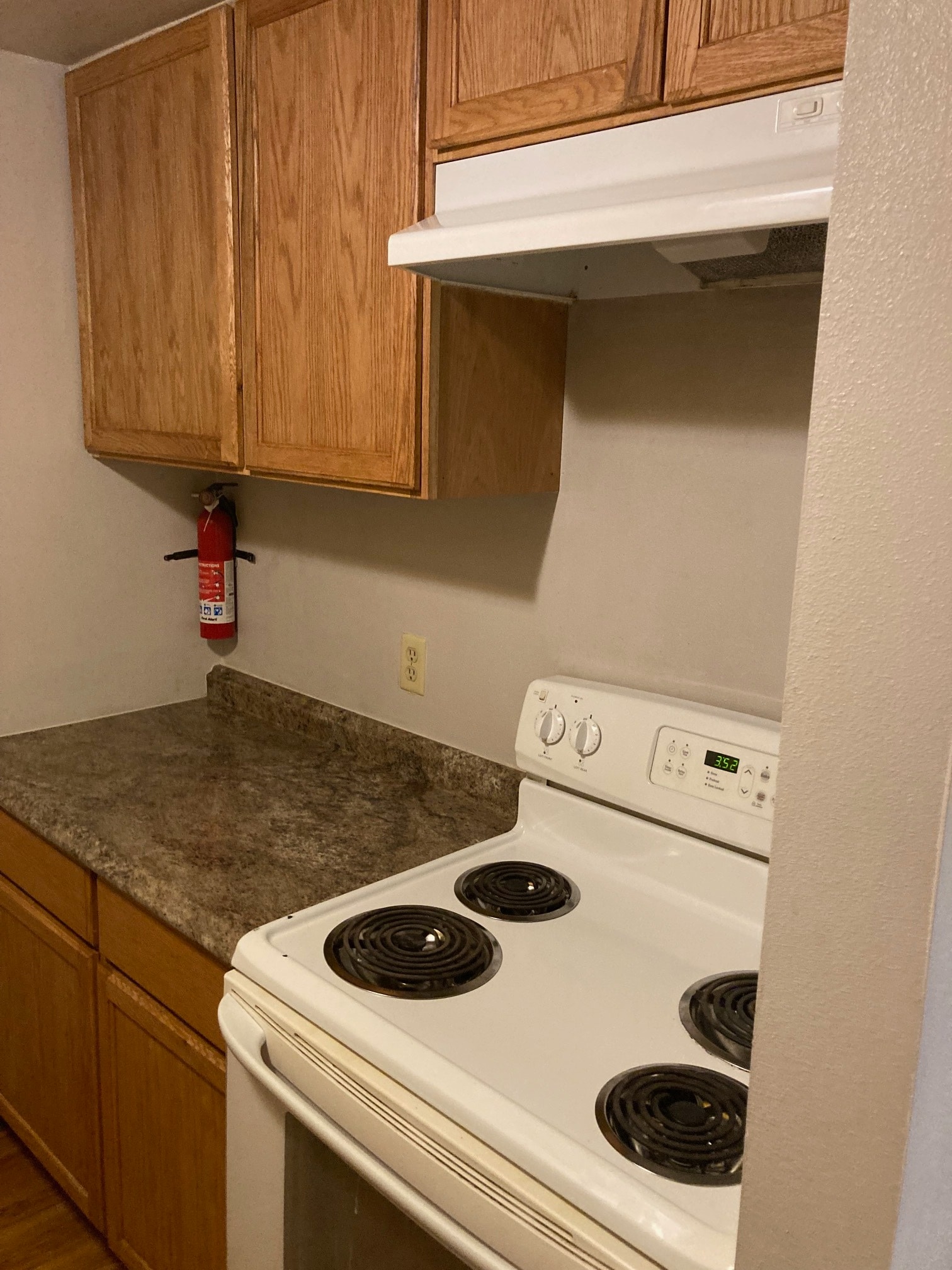 Building Photo - 306 1st Ave