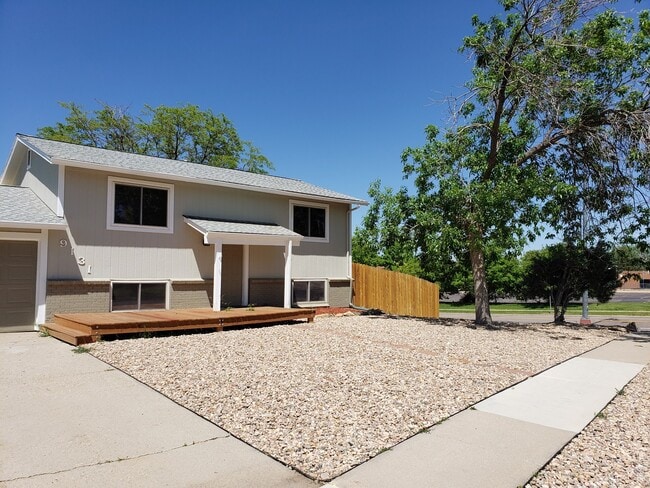 Building Photo - 9131 W 90th Pl