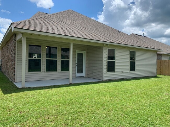 Building Photo - 3BD/2BA House for Lease - Nickens Lake Sub...