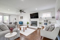 Building Photo - 1338 Thais Ln