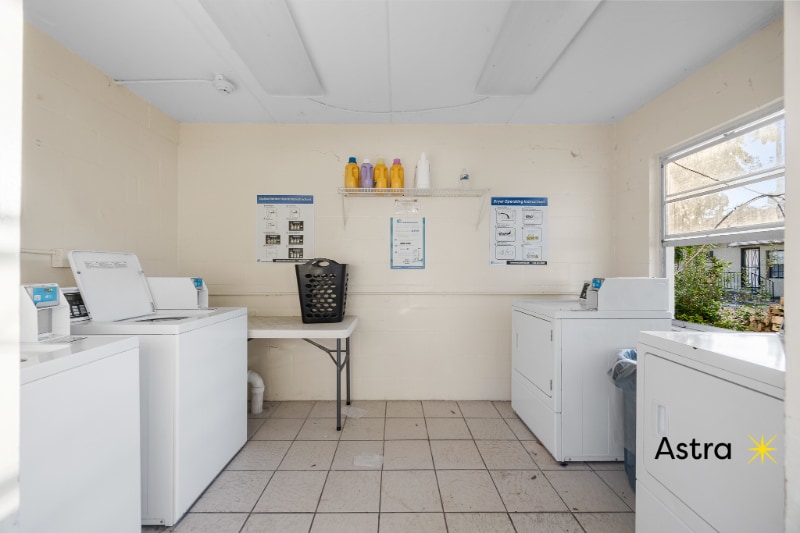 Building Photo - 3111 W Horatio St