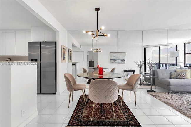 Building Photo - 1865 Brickell Ave