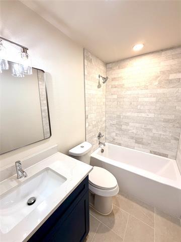 Building Photo - 2017 Haymeadow