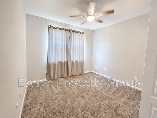 Building Photo - 231 Flach Dr