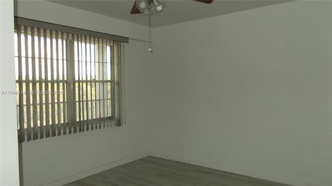 Building Photo - 300 SW 130th Terrace