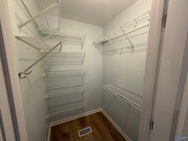 Building Photo - 542 Holmes Drake Rd