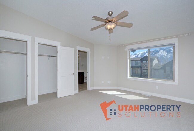 Building Photo - 10464 S Beetdigger Blvd