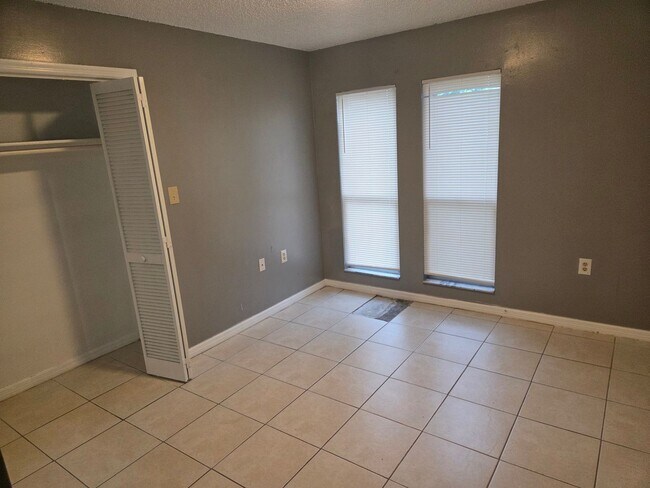 Building Photo - Captiva Duplex