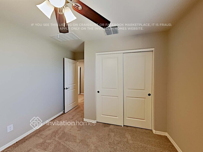 Building Photo - 8015 W Agora Ln