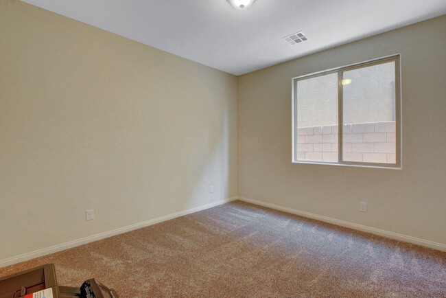 Building Photo - 921 Brayfield Ct