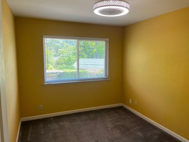 Building Photo - Beautiful East Foothills San Jose Home with Spacious Layout, Large Lot & Prime Location!