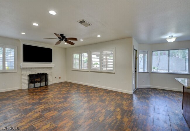 Building Photo - 9716 Blazing Star Ct