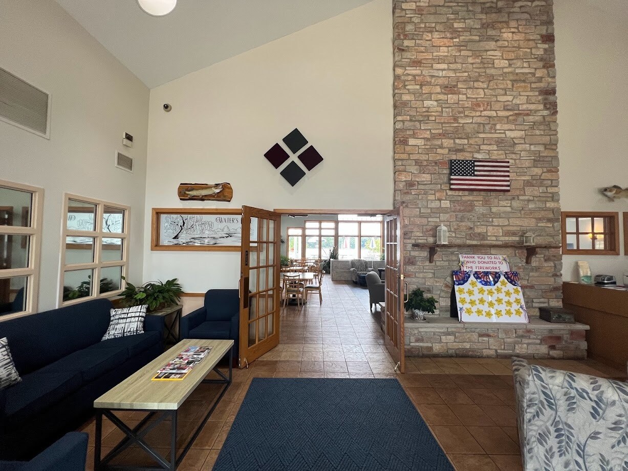 Candlewick Rec Center - 118 Chanticleer Ln NE