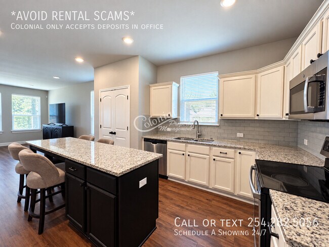 Building Photo - 1457 Neff Dr