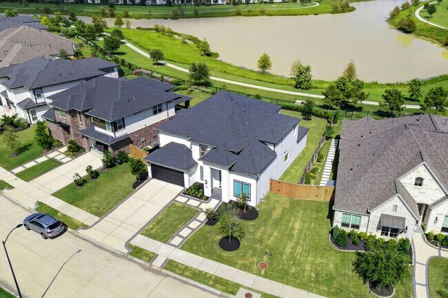 Building Photo - 7410 Wildrye Mdw Ln