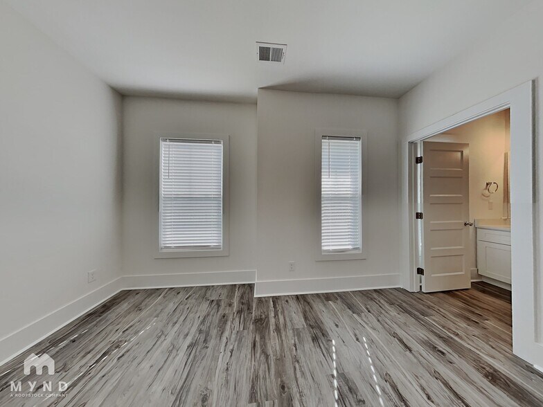 Building Photo - 1411 Walton Rd
