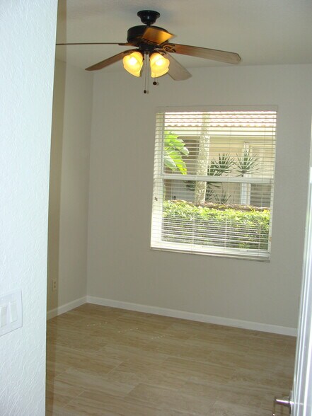 Building Photo - 369 W Coral Trace Cir