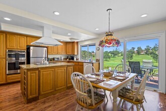 Building Photo - Sweeping Views! Rare and Peaceful 5-home e...