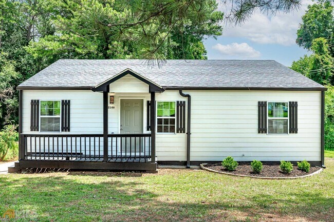 Building Photo - 2145 Castlewood St