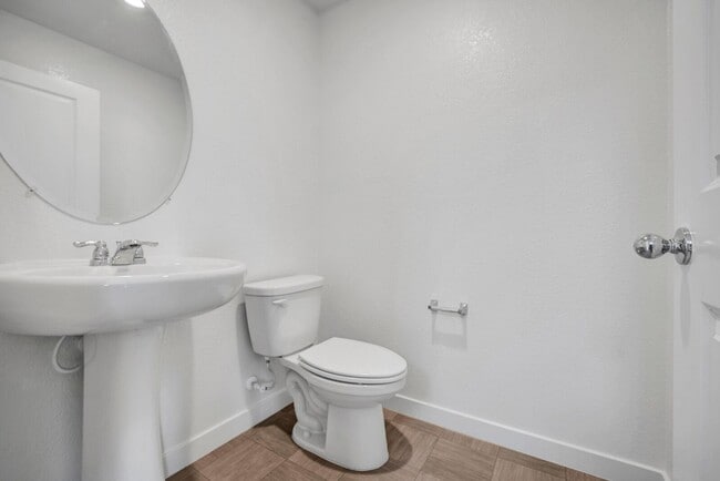 Building Photo - 7725 Forestdale Wy