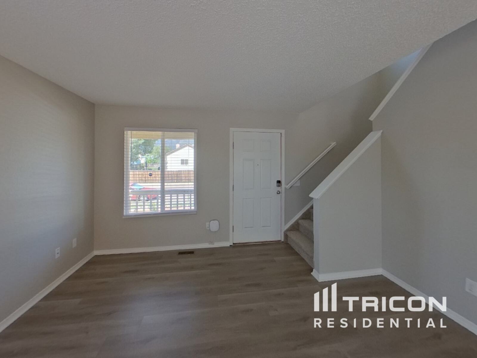 Building Photo - 1584 Canoe Creek Dr N