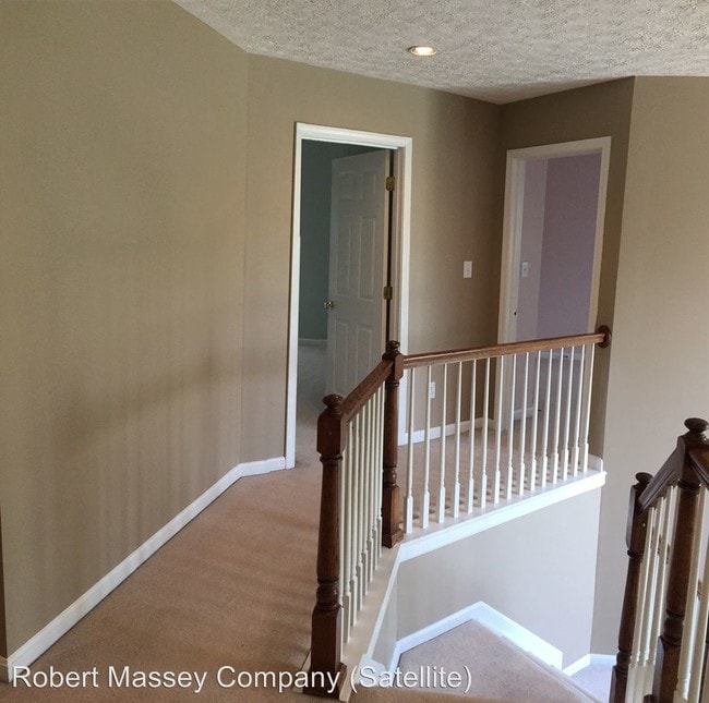 Building Photo - 4 br, 2.5 bath House - 5502 Symington Court