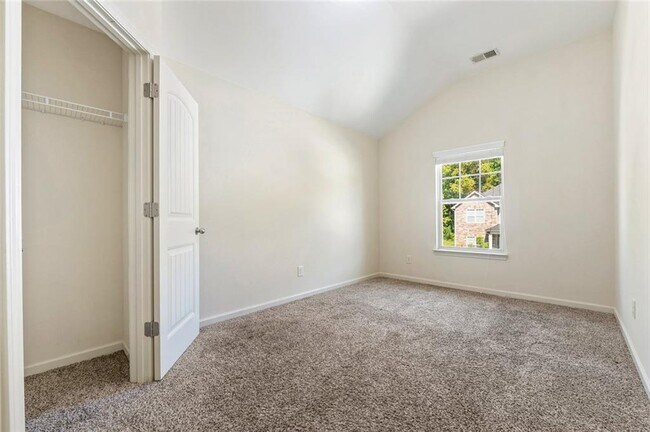 Building Photo - 4467 Water Mill Dr