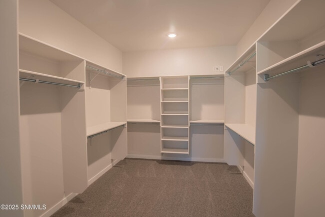 Building Photo - 5017 Sand Strm Rd