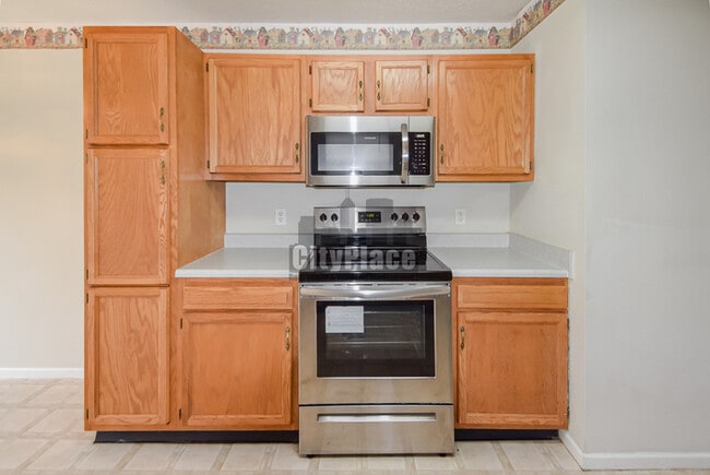 Building Photo - 312 Harts Ford Way